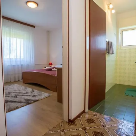 Garden View In For 2 - 3 Persons * Porec
