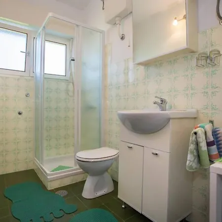 Apartamento Garden View In For 2 - 3 Persons Poreč